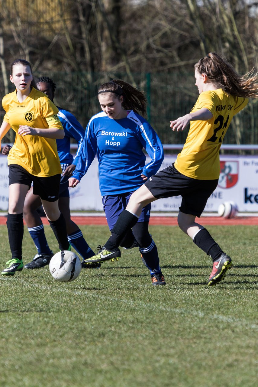 Bild 133 - C-Juniorinnen VfL Oldesloe - Wiker SV : Ergebnis: 0:5